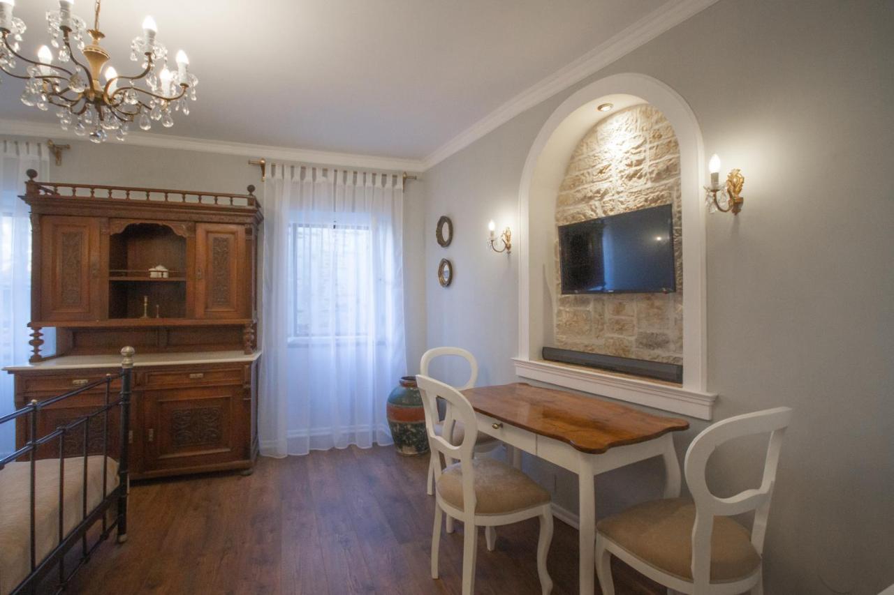 Casa Bachieri Apartment Ровин Екстериор снимка